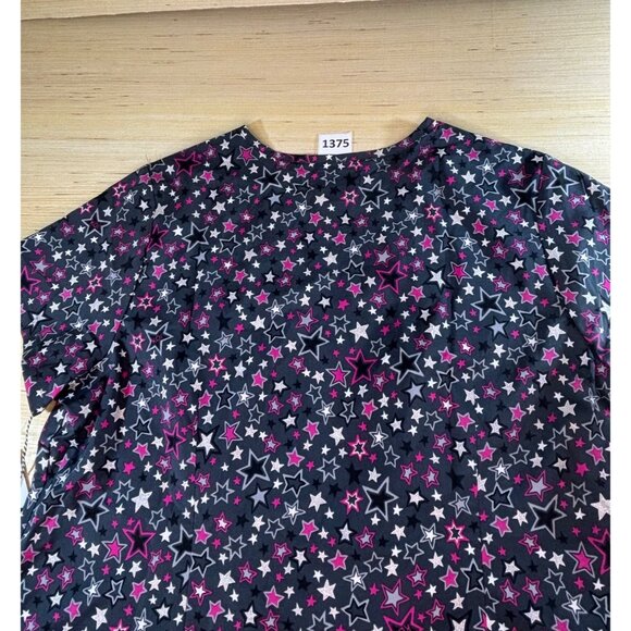 Koi Basics Women size 3X Top V-Neck star scrubs New with tags - Picture 8 of 8